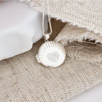 Medalion Scanteia Alba - Locket cu poze in interior - Argint 925 si Zirconii