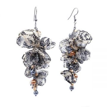 Cercei lungi statement, perle si inox, flori din voal, handmade, Brave Spirit, Zia Fashion