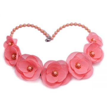 Colier elegant cu perlesi flori, culoarea roz, Rosalina, Zia Fashion