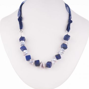 Colier din forme diferite de lapis, perle naturale si hematit