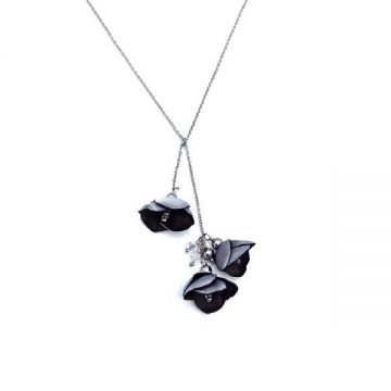 Colier cu flori din matase satinata culoarea argintiu, perle si inox, Corizmi, Silver Flowers