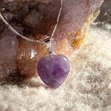 Pandantiv mini ametist inima 1 cm, piatra lunii februarie, birthstone