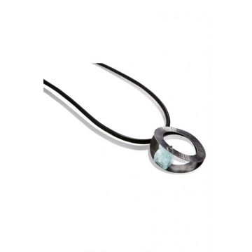 Colier lung Oyster cu cerc dublu si piatra naturala de fluorina, din alama placata cu gun metal