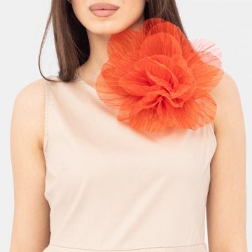 Brosa floare din organza creponata cu diametru de 20 cm, cu clips pentru par, rosie