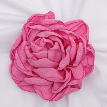 Brosa floare fucsia din bumbac cu diametru de 15 cm, cu clips pentru par