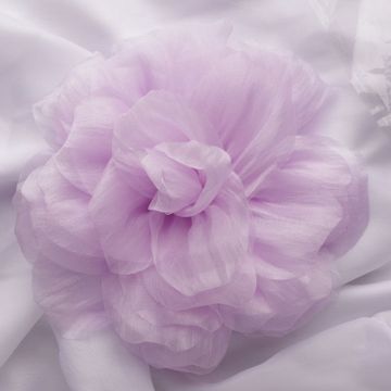 Brosa floare lila din organza cu diametru de 15 cm, cu clips pentru par