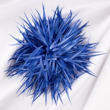 Brosa franjuri textil albastra usor satinata cu diametru de 15 cm, cu clips pentru par