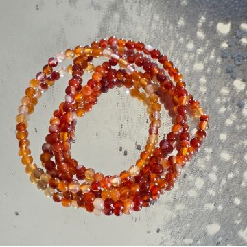 Bratara carneol sfere 4 mm