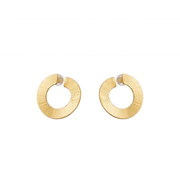 Striking gold 03x05-02563