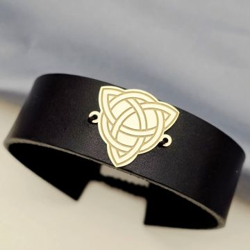 Bratara Barbateasca cu Simbol Celtic - Triquetra – Medalion Argint 925 Placat cu Aur 18K pe Piele Naturala