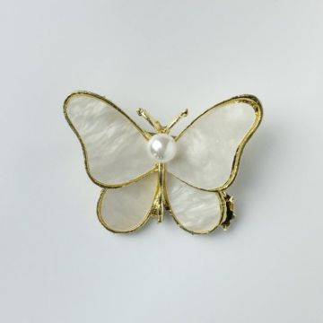 Brosa metalica aurie fluture alb cu perla sintetica alba