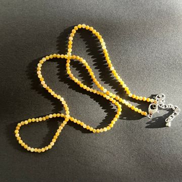 Colier opal galben sfere 2-3 mm