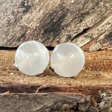 Cercei stud selenit 8 mm