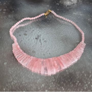 Colier egiptean cuart roz