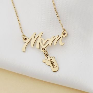 Lantisor cu pandantiv Mom si 1 piciorus - Argint placat cu Aur Galben 18K