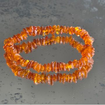 Bratara chihlimbar chipsuri