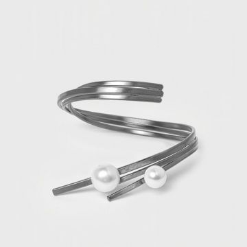 Bratara tripla rigida Buttress cu perla, din alama placata cu gun metal