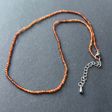 Colier granat portocaliu sfere 2 mm