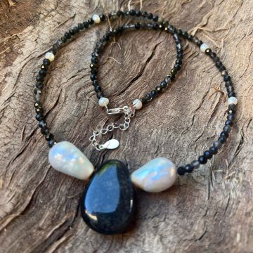 Colier obsidian argintiu si perle Shield of Silence#30