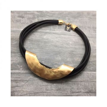 Colier Theodora cu pandant circular , din alama placata cu aur de 24k