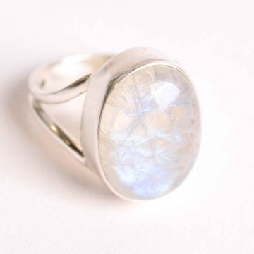 Inel din argint 925 elegant cu Piatra Lunii 7.13 gr, M57   8,   Armonie emotionala si conexiune cu feminitatea