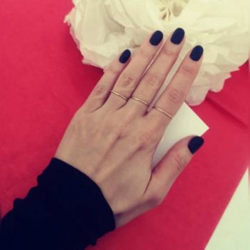 Inel subtire din aur galben 14K, minimalist si elegant