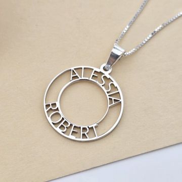 Lantisor cu pandantiv disc - personalizat cu doua nume decupate - Argint 925