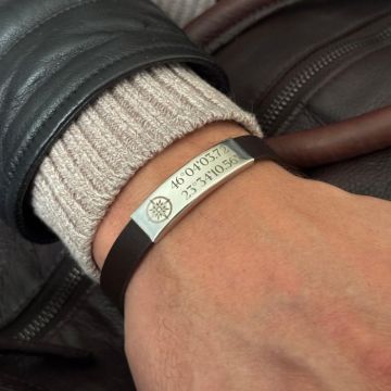 Bratara Piele Barbati Personalizata cu Gravura Text - Placuta si Inchidere din Inox Argintiu