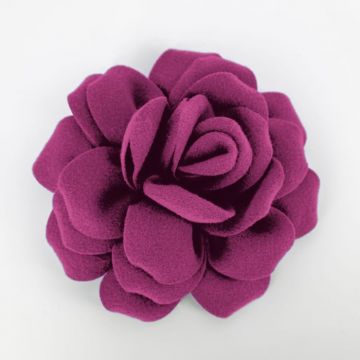 Brosa floare magenta cu diametru de 20 cm din stofa, cu clips si ac