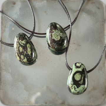 Colier pandantiv jasp Kambaba DROP