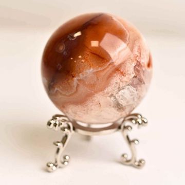 Sfera din Carneol 5,  5.1 cm 180,  200 grame ,   Curaj, Vitalitate si Echilibru