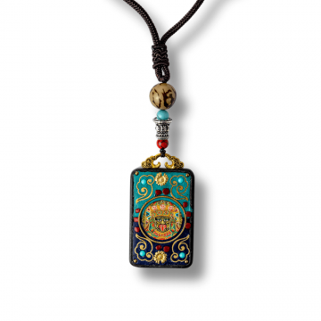 Colier Thangka Nepalez din Lemn de Abanos cu Leul de Zapada ,   Protectie Spirituala si Echilibru Interior