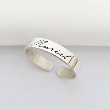 Inel personalizat cu nume - Argint 925