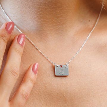 Lantisor personalizat si decorat cu email - Povestea voastra gravata pe 3 tablite - Argint 925