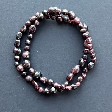 Bratara granat Tumble