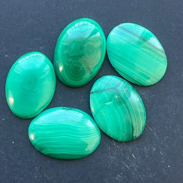 Cabochon malachit | Model 2