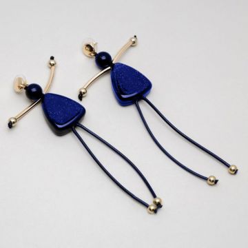 Cercei lungi in forma de papusica cu picioare lungi din snur textil, albastru electric