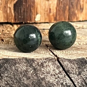 Cercei stud jad verde sfere 10 mm