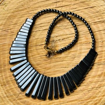 Colier egiptean hematit