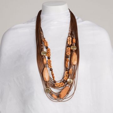 Colier multi-sirag din fire textile cu elemente din lemn si accente metalice aurii, camel