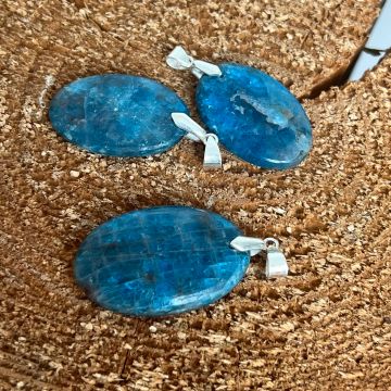 Pandantiv apatit SKY