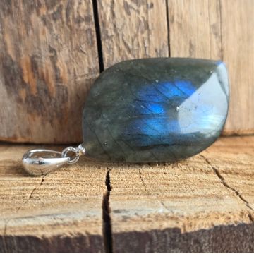 Pandantiv labradorit 3.5 cm model 3