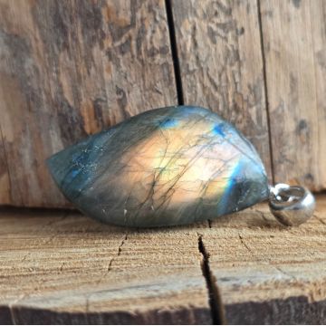 Pandantiv labradorit 3 cm model 7