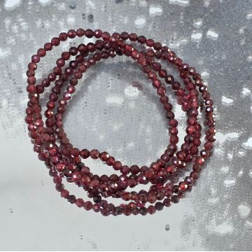 Bratara fatetata granat 3 mm