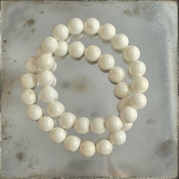 Bratara howlit alb 9-10 mm