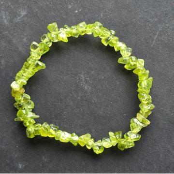 Bratara peridot chipsuri