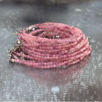 Bratara reglabila fatetata cuart roz 2.5 mm