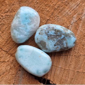 Cabochon larimar rulat