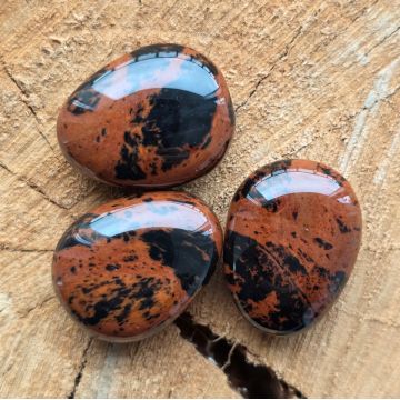 Cabochon obsidian mahon rulat