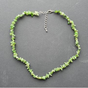 Colier chipsuri jad nefrit